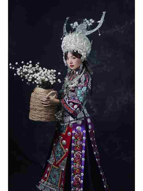 哪些服饰能代表中国文化(哪些服饰能代表中国文化的意义)